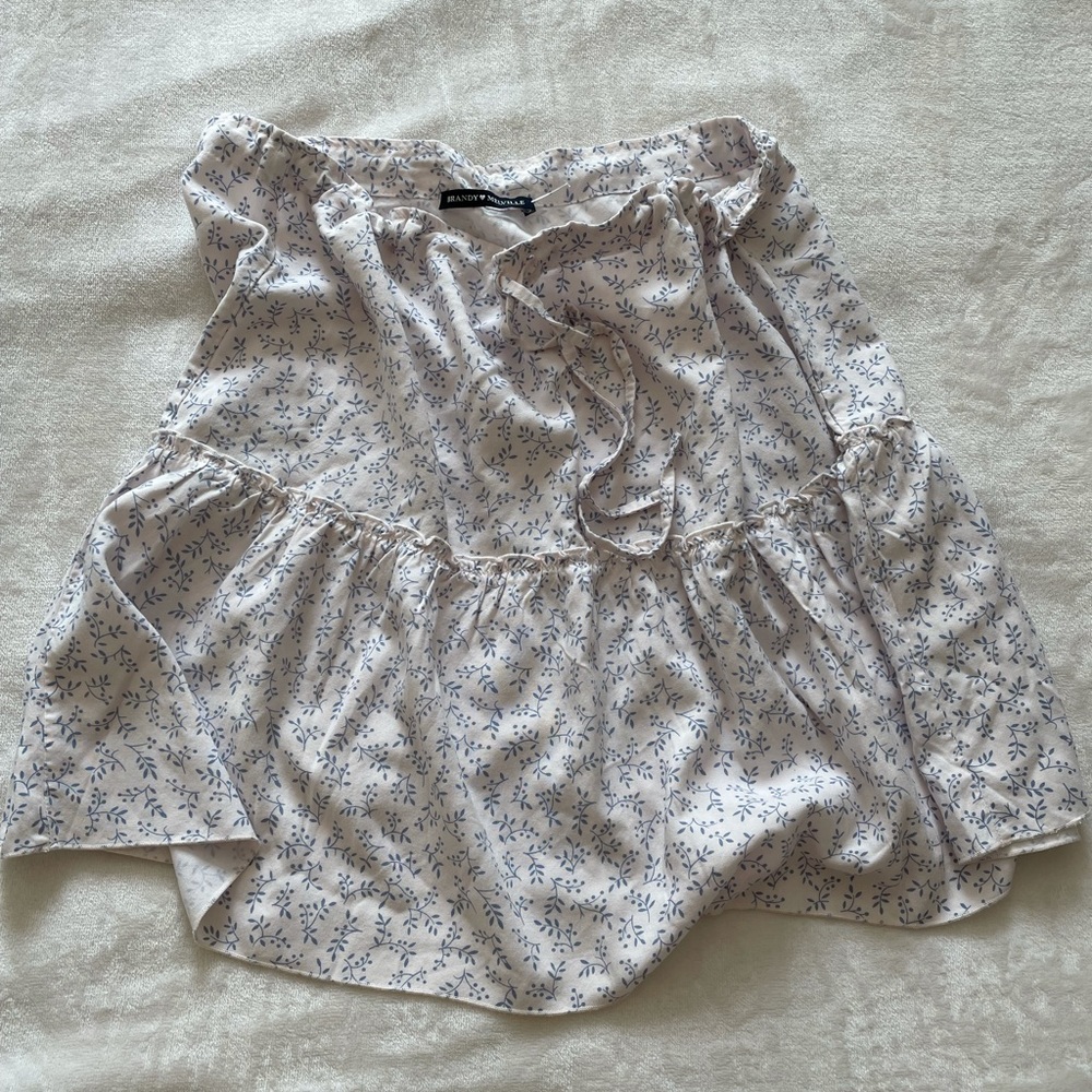 Brandy Melvillle White floral mini skirt - Picture 1 of 1